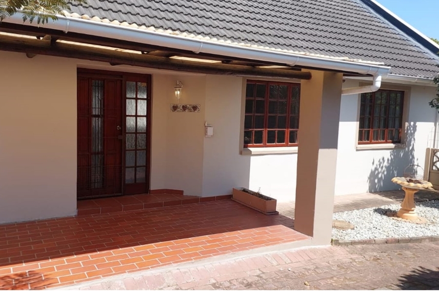 3 Bedroom Property for Sale in Denneoord Western Cape